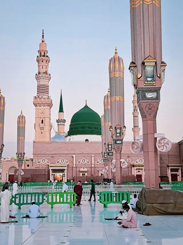 Al Masjid an-Nabawi